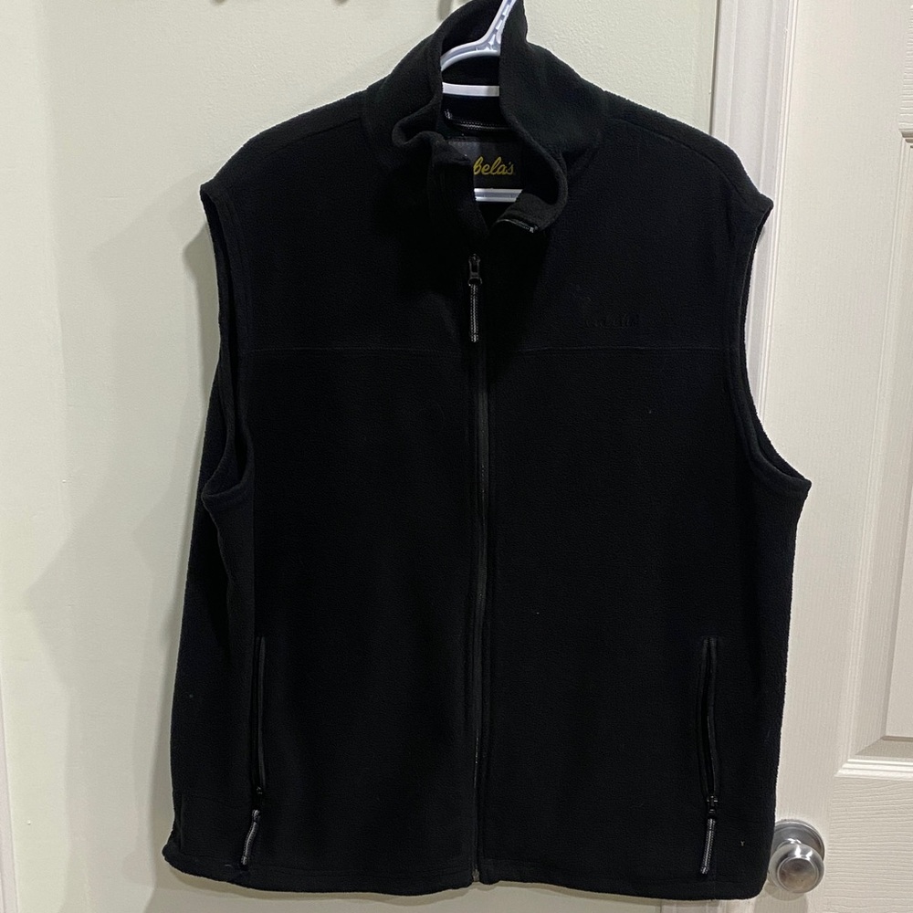 (8) Cabela's Black Full-Zip Fleece Vest